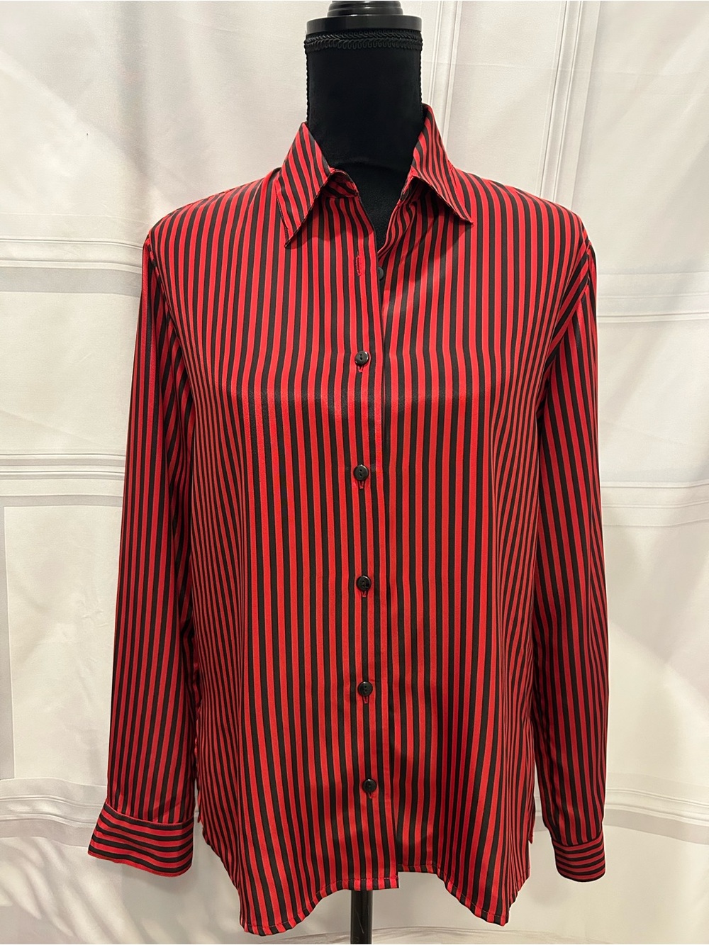 Notations Women’s Red and Black Vertical Stripe Button-Down Shirt Size Small